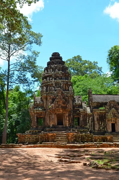 Antiguo templo cambodiano — Foto de Stock