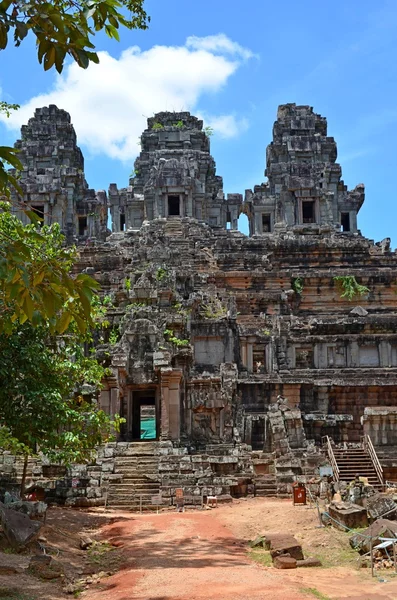 Antiguo templo cambodiano — Foto de Stock