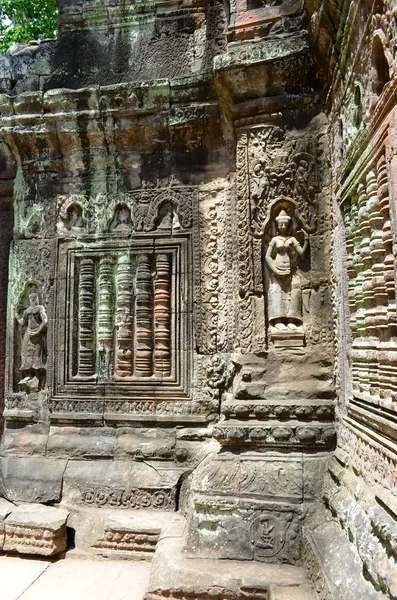 Antiguo templo cambodiano — Foto de Stock