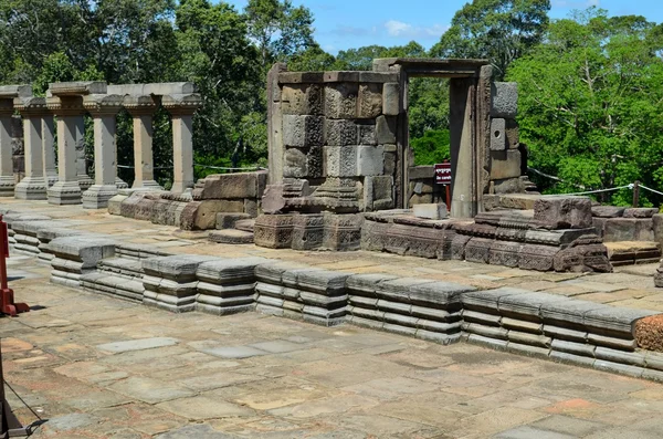 Templo cambodiano antiguo — Foto de Stock