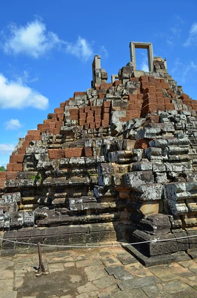 Templo cambojano antigo — Fotografia de Stock