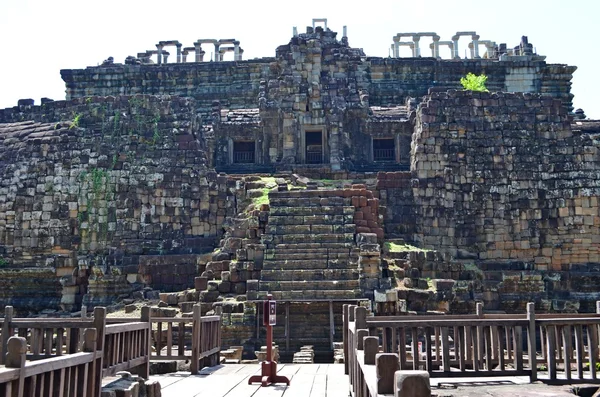 Templo cambodiano antiguo —  Fotos de Stock