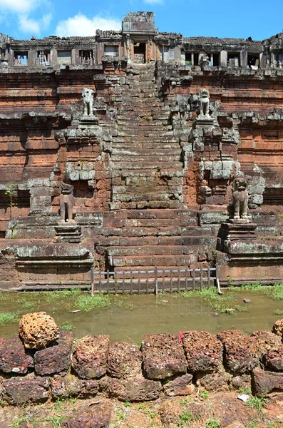 Templo cambodiano antiguo —  Fotos de Stock