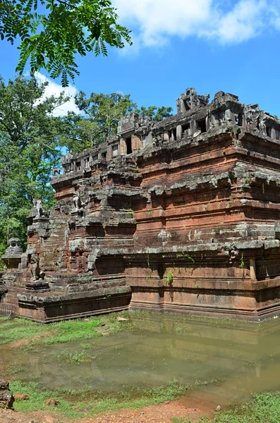 Templo cambodiano antiguo — Foto de Stock
