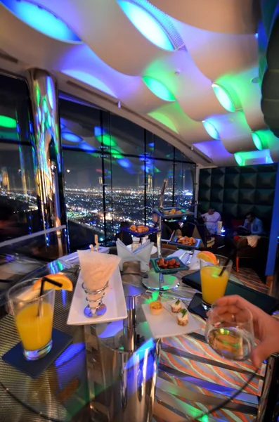 Burj Al Arab เป็นโรงแรมหรู 5 ดาว — ภาพถ่ายสต็อก