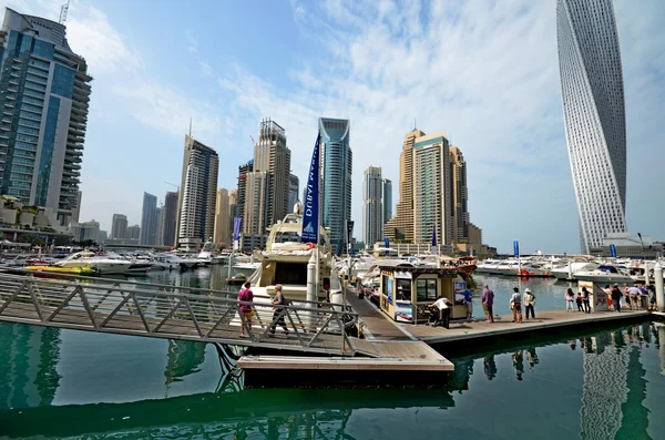 Dubai Marina paisaje urbano, Emiratos Árabes Unidos —  Fotos de Stock