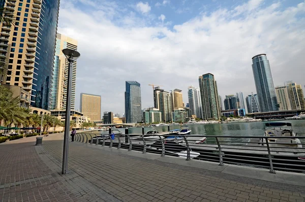 Dubai Marina paisaje urbano, Emiratos Árabes Unidos — Foto de Stock