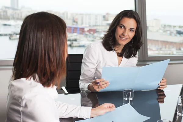 Overleg met belastingadviseur — Stockfoto