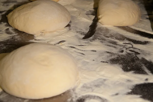 Pães de massa para pão — Fotografia de Stock