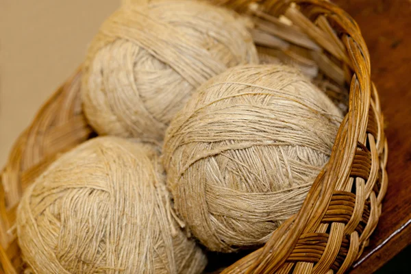 skeins boyanmamış eğrilmiş iplik