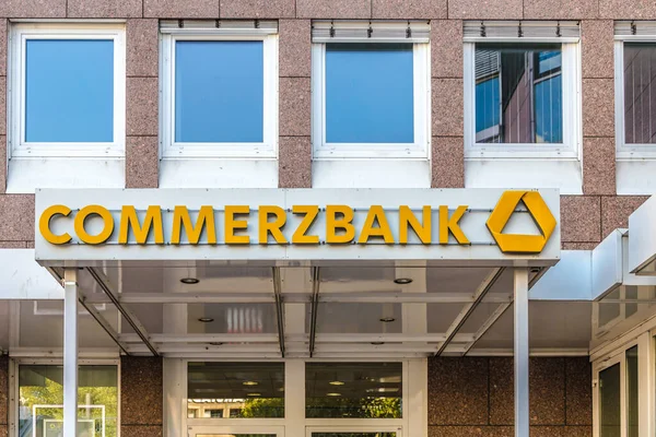Giessen Alemanha 2021 Comerzbank Logo Facade Commerzbank Dos Maiores Bancos — Fotografia de Stock