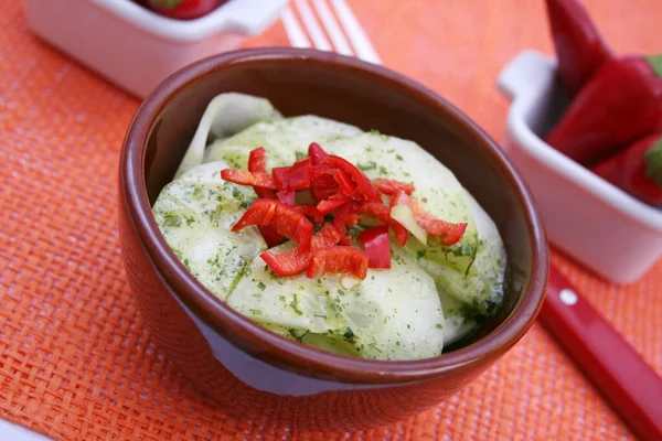 Salade Fraîche Concombre Poivre — Photo