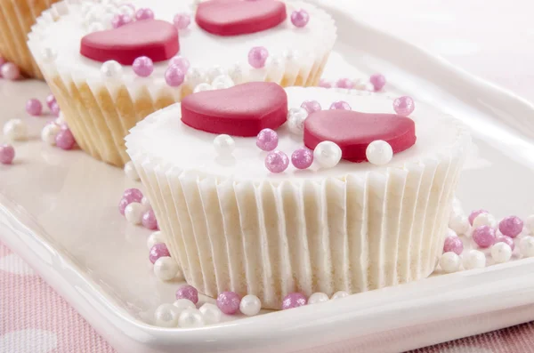 Cupcake with pink and white pearls — Stock Photo, Image