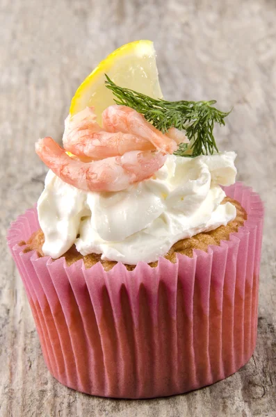 Cupcake Madeira com camarões — Fotografia de Stock