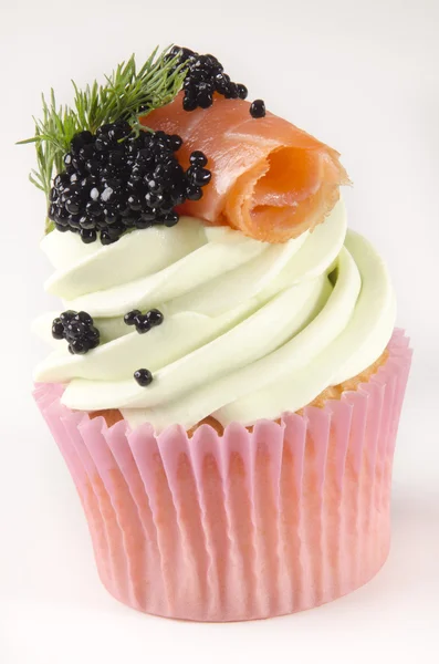 Cupcake com salmão defumado — Fotografia de Stock