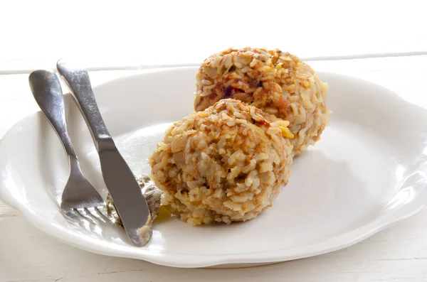 Albóndigas cocidas con arroz — Foto de Stock