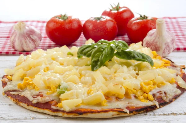 Pizza with pineapple and sweet corn — Stock Photo, Image