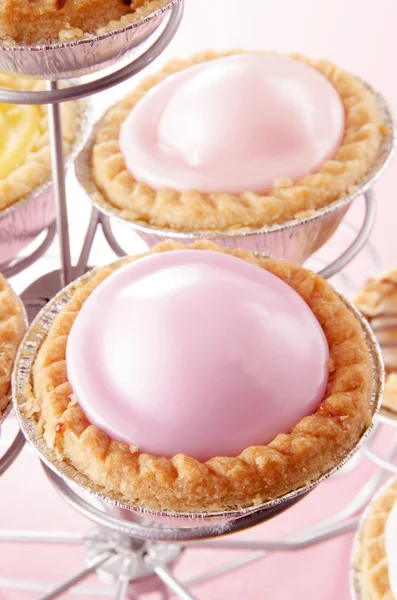 Two pink tarts — Stock Photo, Image