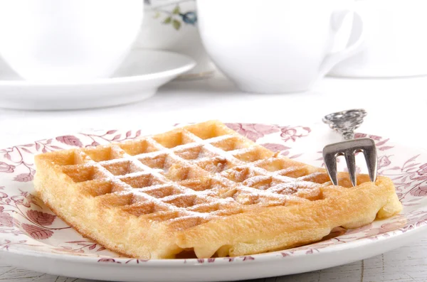 Pudra şekeri ile waffle — Stok fotoğraf