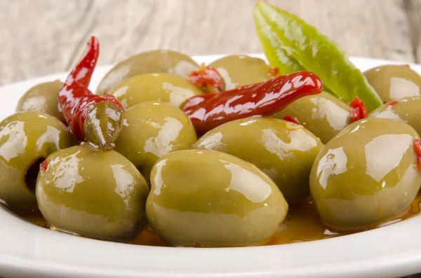 Olive espagnole et chili — Photo