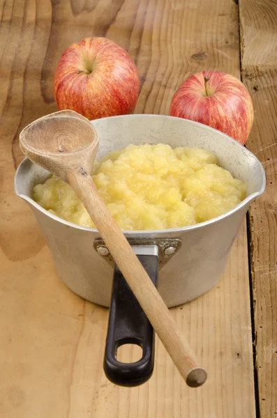 Freshly home made apple compote — Stock Photo, Image