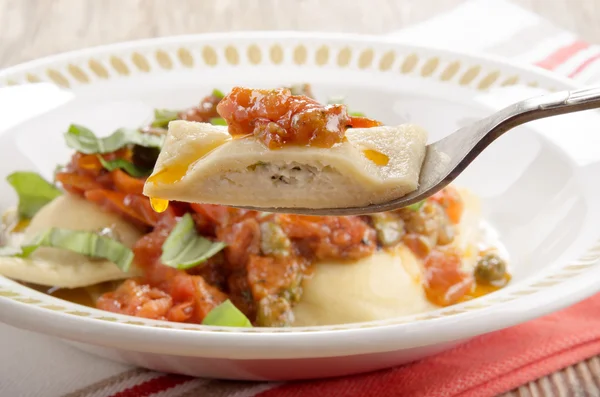 Italian ravioli with soft cheese basil filling — Stock Photo, Image