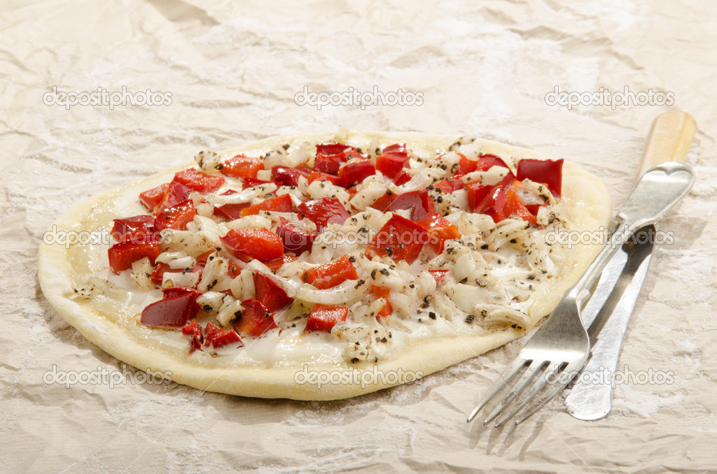 Tarte flambee with onion and bell pepper Stock Photo by ©Szakaly 46128185