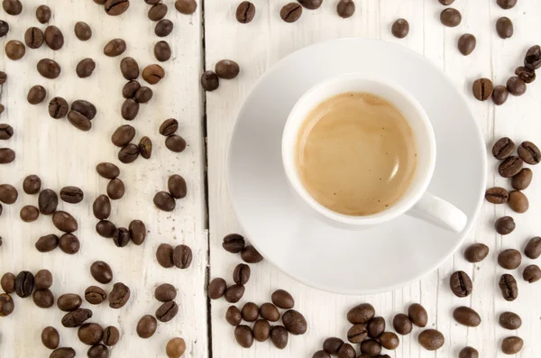 Expresso em uma pequena xícara — Fotografia de Stock