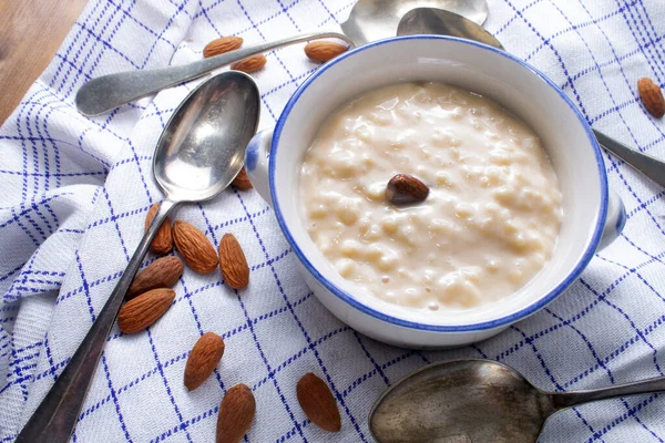 Homemade Rice Pudding Topped Almond Christmas Tradition Finland — Stock Photo, Image