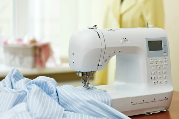 Máquina de coser Imagen De Stock