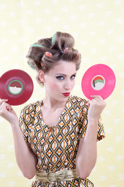 Vrouw met vinyl record — Stockfoto