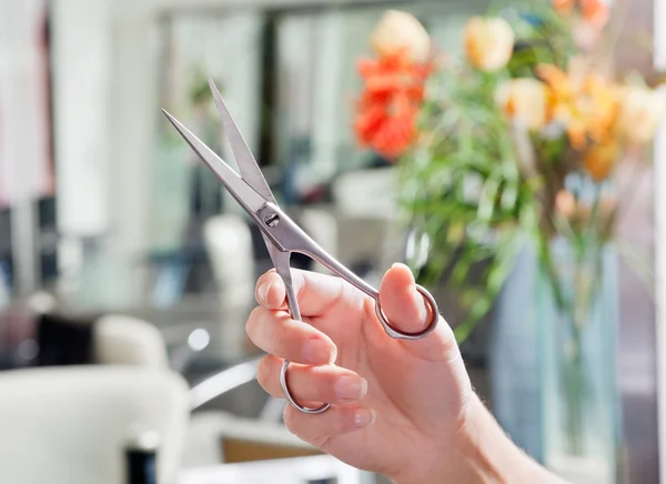 Hairdresser's Hand Holding Scissors — Stock Photo, Image
