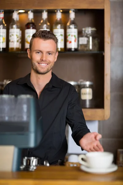 Environmental Portrait of Barista — Stock Photo, Image