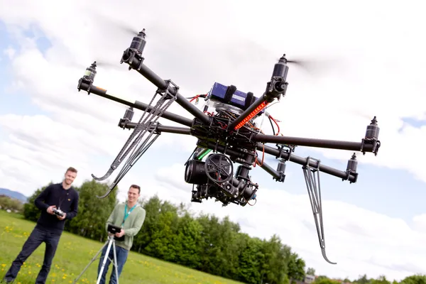 Photographer and Pilot with UAV — Stock Photo, Image