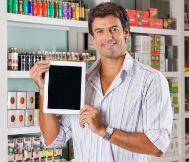 adam gösteren tablet bakkal