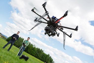 UAV helikopter Park işletim teknisyenleri