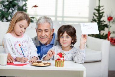 boy gösteren harf kız yardım dedesi ise
