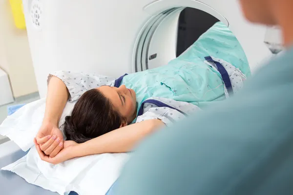 Patient Undergoing CT Scan — Stock Photo, Image