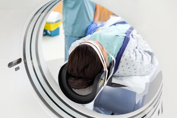 Patient Undergoing CT Scan Test — Stock Photo, Image