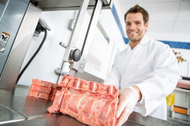 erkek kasap kesim et şerit testere