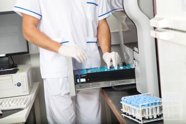 bilim adamı yükleme örnekleri içine Çözümleyicisi