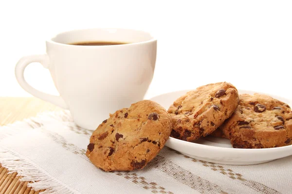 Μπισκότα σοκολάτας και ένα φλιτζάνι καφέ — Φωτογραφία Αρχείου