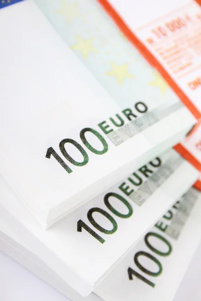 Stapel von 100-Euro-Scheinen — Stockfoto