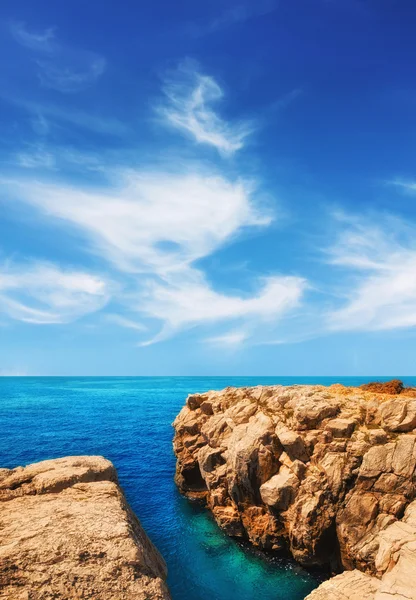 Rocky shore on Lokrum island — Stock Photo, Image