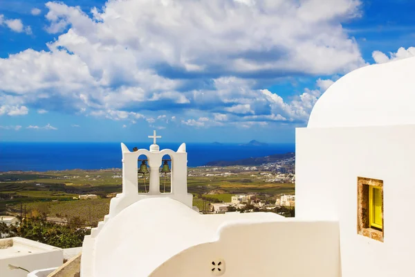 Chiesa nel villaggio Pyrgos, Santorini, Grecia — Foto Stock