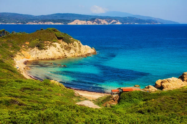 Пляж Крифи Амос, Фаэтос, Греция — стоковое фото