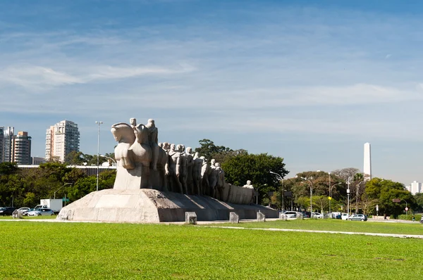 Bandeiras μνημείο Σάο Πάολο της Βραζιλίας — Φωτογραφία Αρχείου