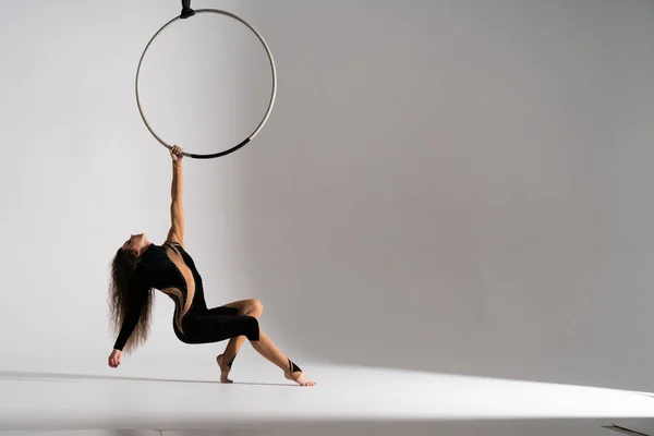 Slim Flexible Woman Circus Artist Aerial Hoop Isolated White Background — Foto de Stock