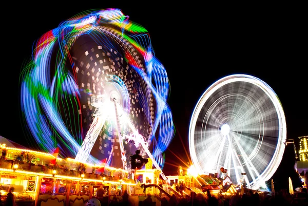 Parque de atracciones. — Foto de Stock