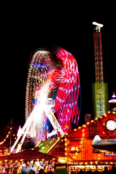 Parque de atracciones. — Foto de Stock